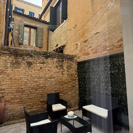 Calle De Le Pazienze Apartments Venice Exterior photo